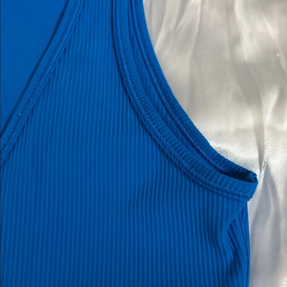 Lululemon Ribbed Align Top - Picture 4 of 6